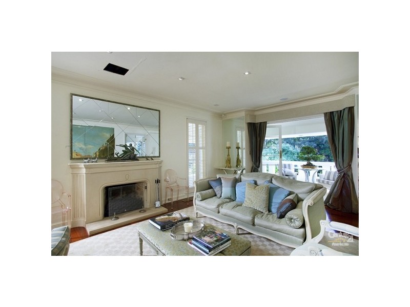 contemporary style living room