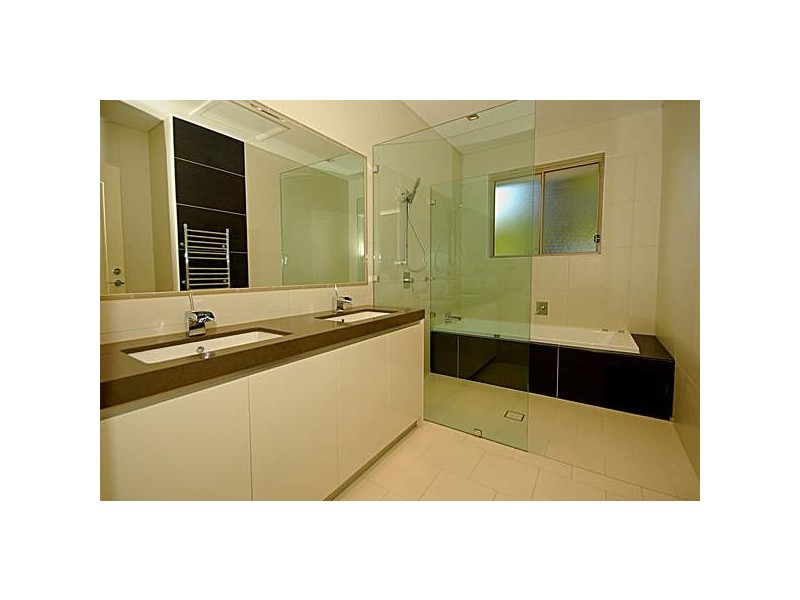 contemporary style bathroom