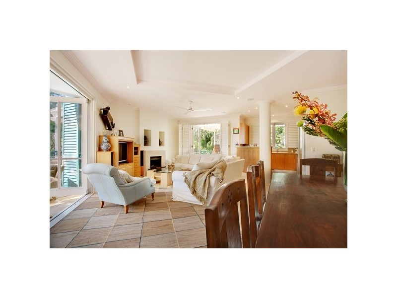 contemporary style living room