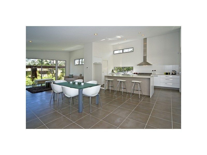 contemporary style dining room