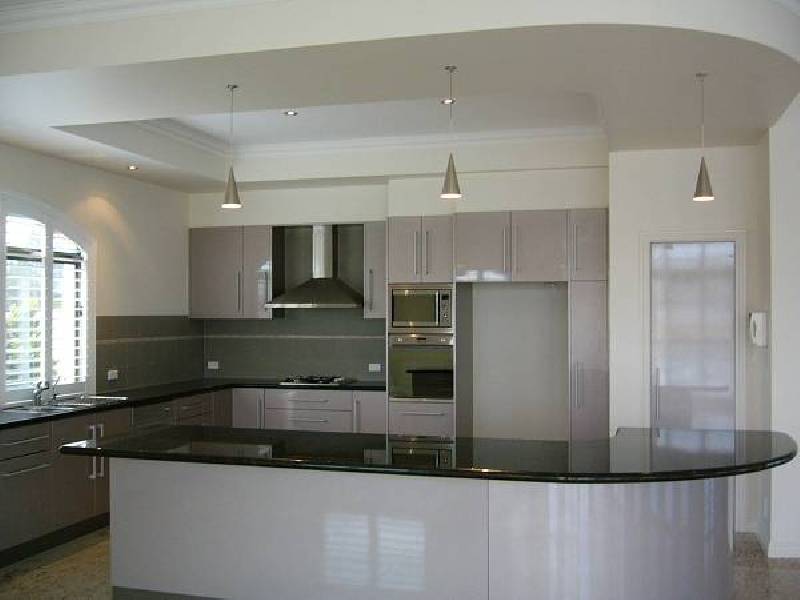 contemporary style kitchen