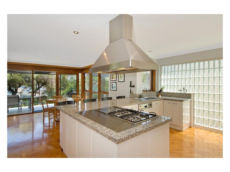 contemporary style kitchen