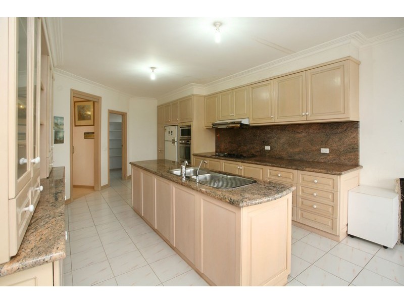 classic style kitchen