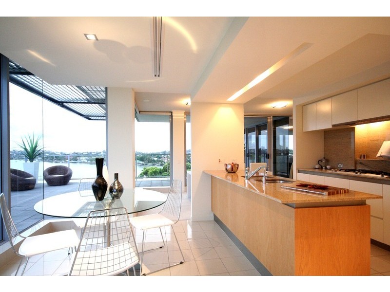 contemporary style kitchen