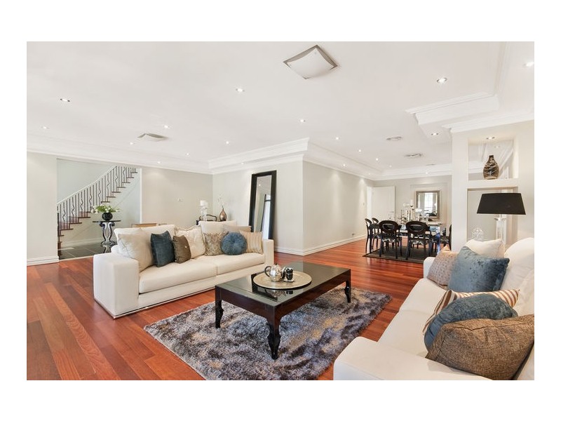 classic style living room