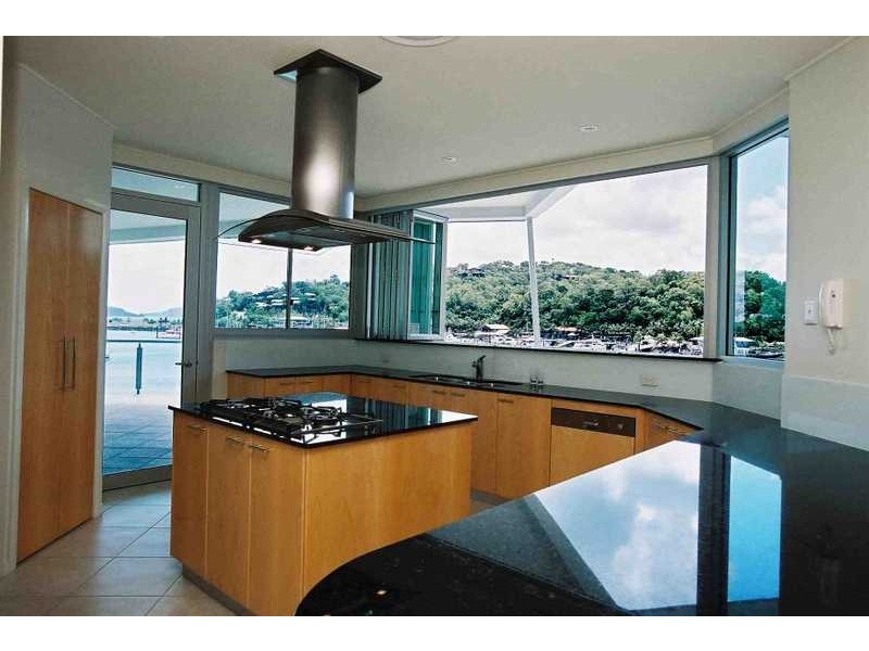 contemporary style kitchen