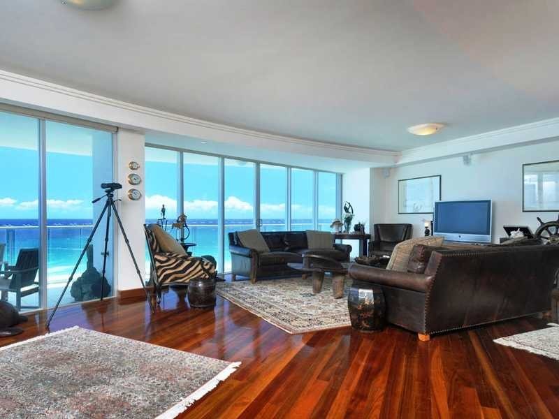 contemporary style living room