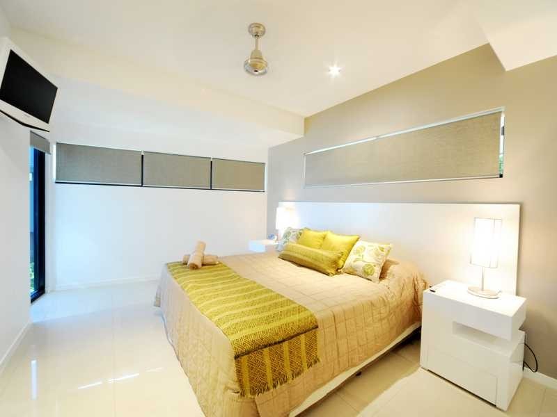 classic style bedroom