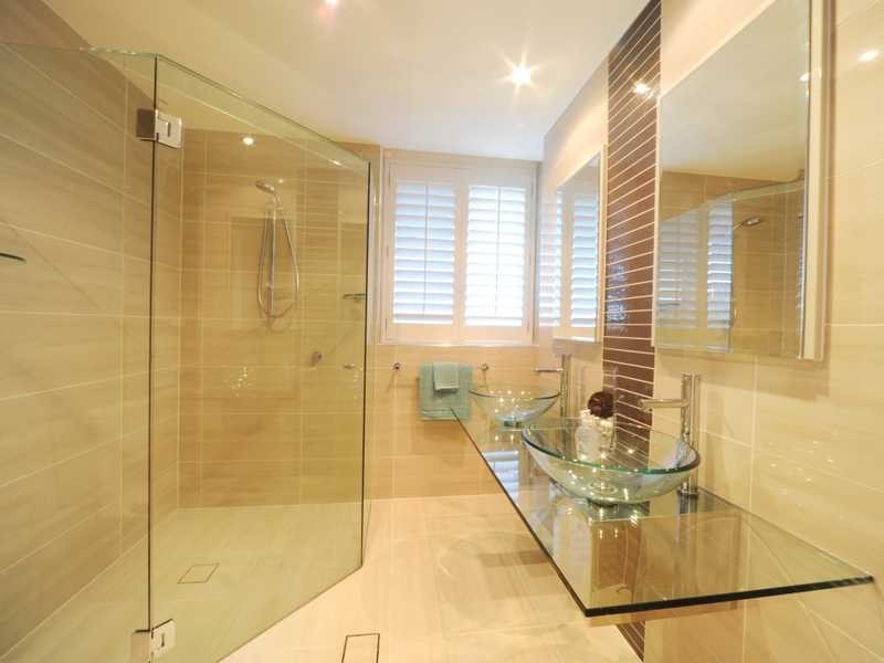 contemporary style bathroom