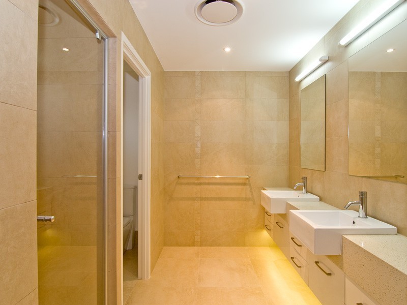 contemporary style bathroom