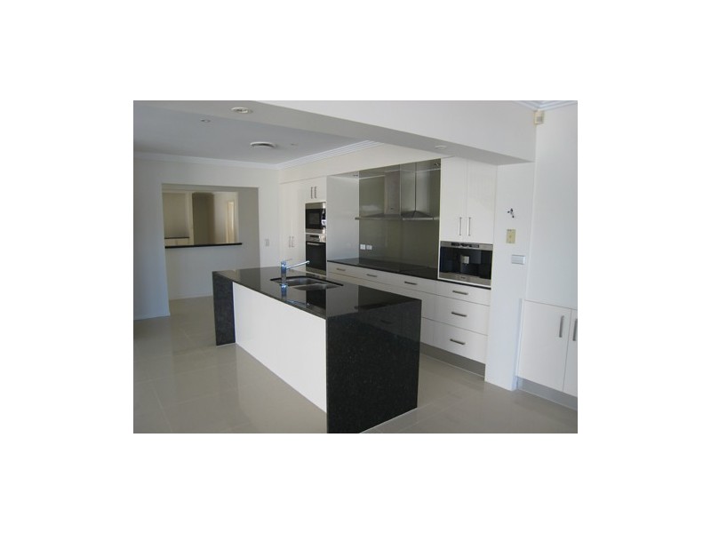 contemporary style kitchen