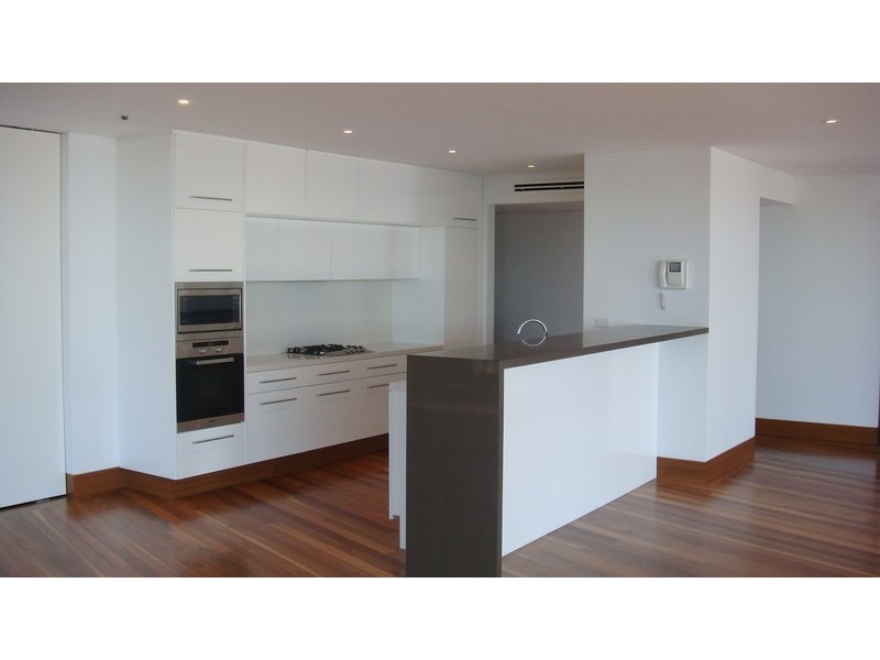 contemporary style kitchen