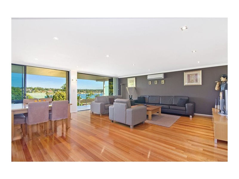 contemporary style living room