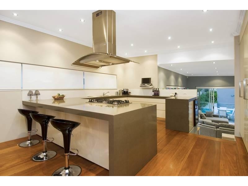 contemporary style kitchen