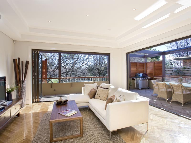 contemporary style living room