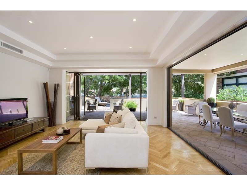 classic style living room