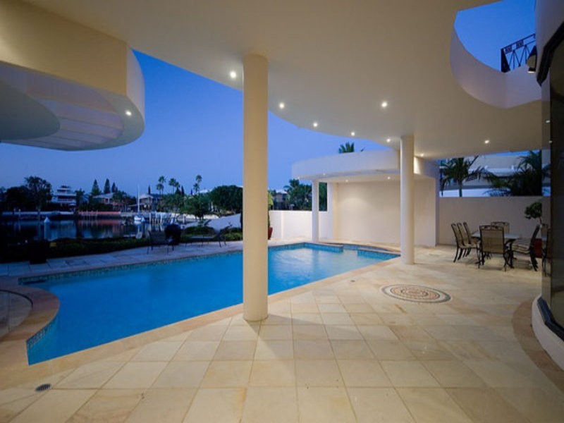 contemporary style kitchen