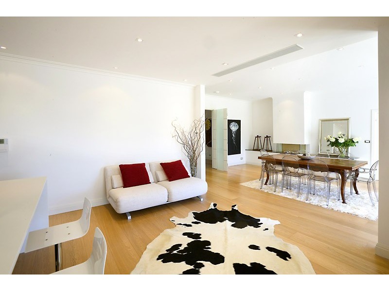 contemporary style dining room