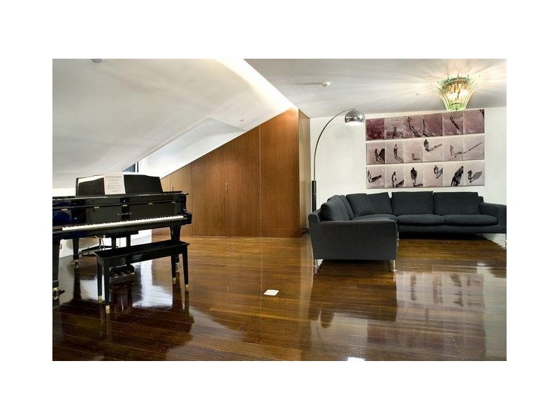 classic style living room