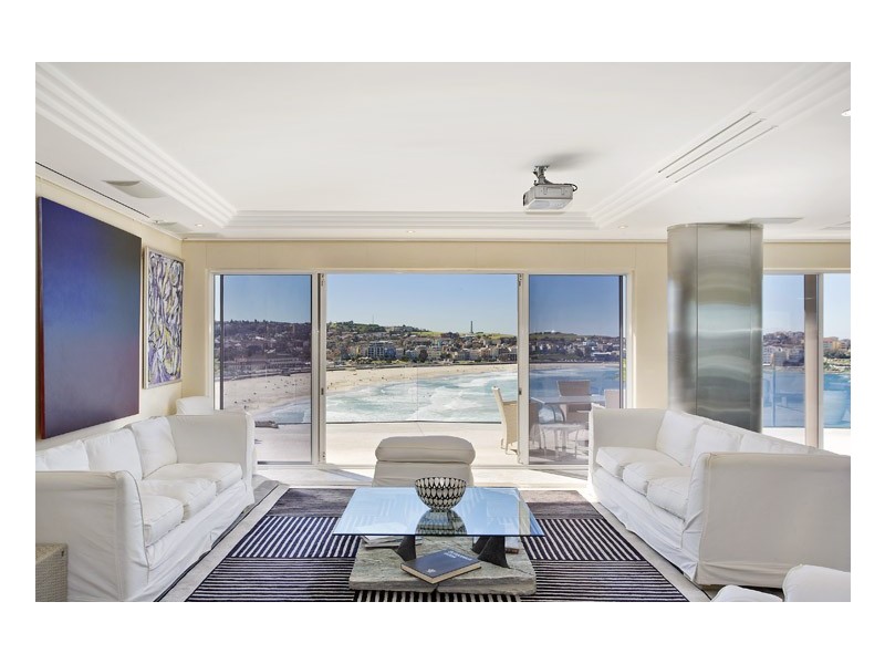 contemporary style living room