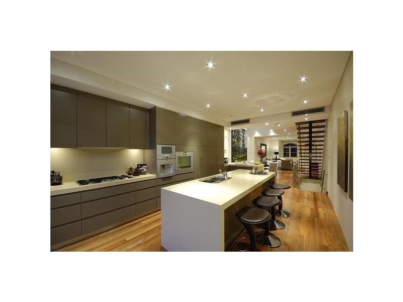 contemporary style kitchen