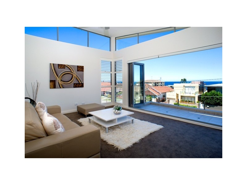 contemporary style living room