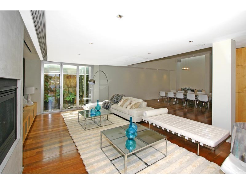 contemporary style living room