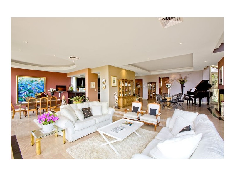 contemporary style living room