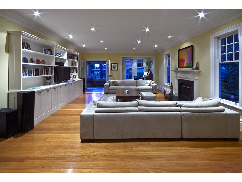 classic style living room