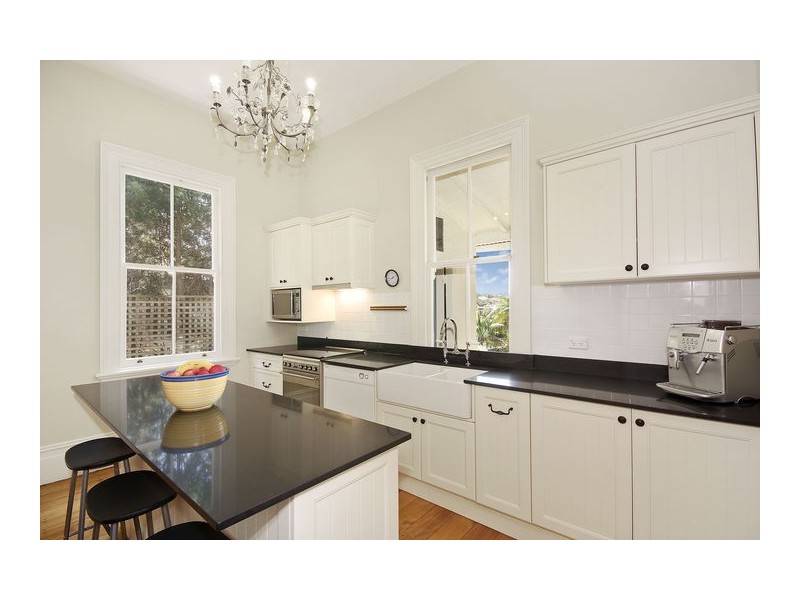 classic style kitchen