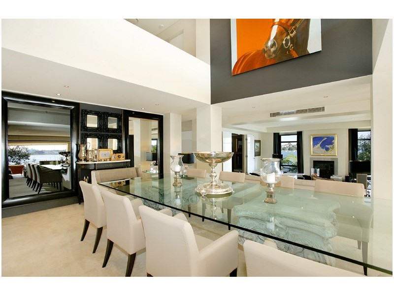 classic style dining room