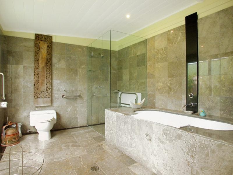 contemporary style bathroom