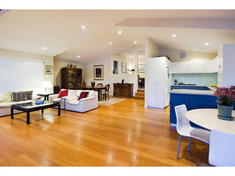 contemporary style living room