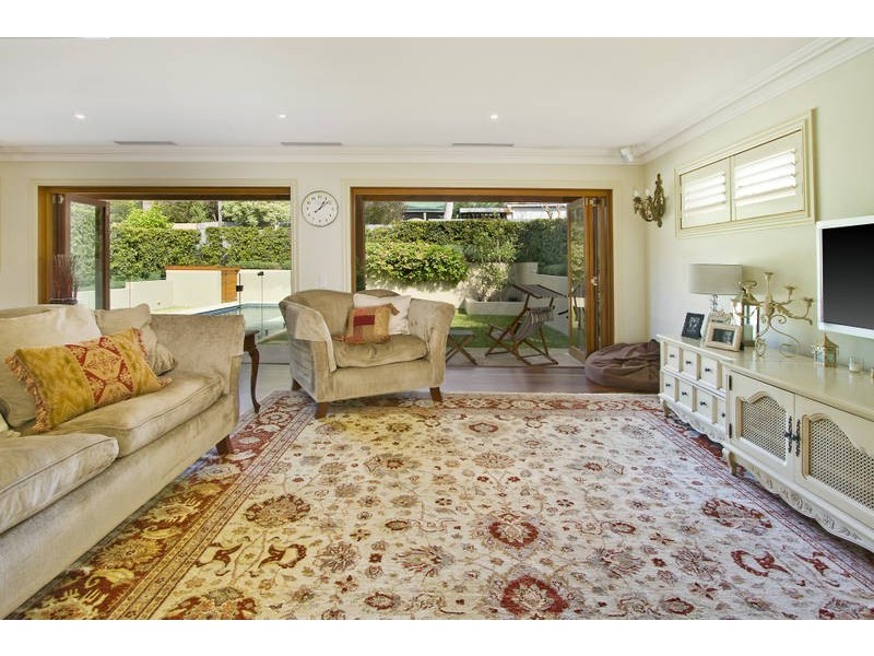 classic style living room