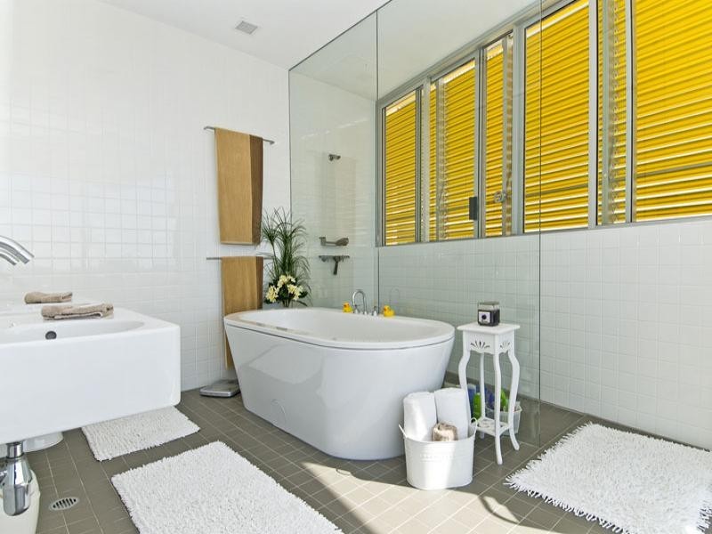 contemporary style bathroom