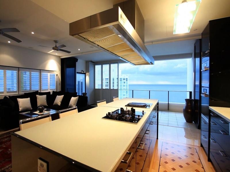 contemporary style kitchen
