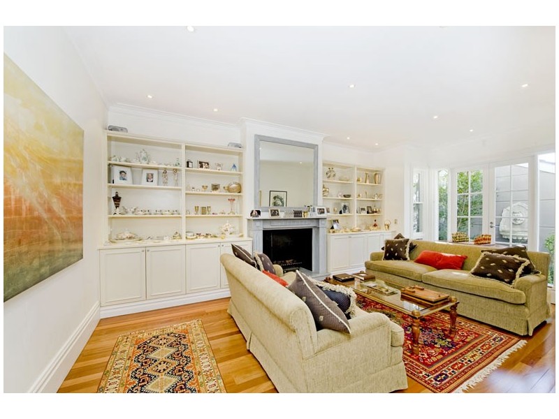 classic style living room