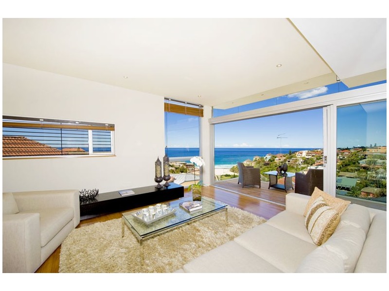 contemporary style living room