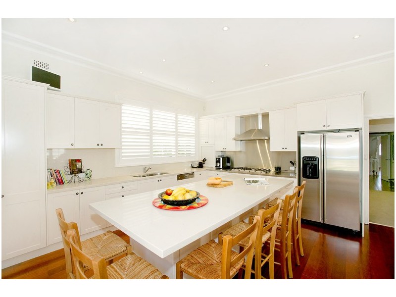 classic style kitchen