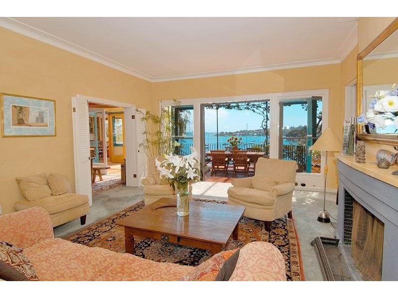 contemporary style living room