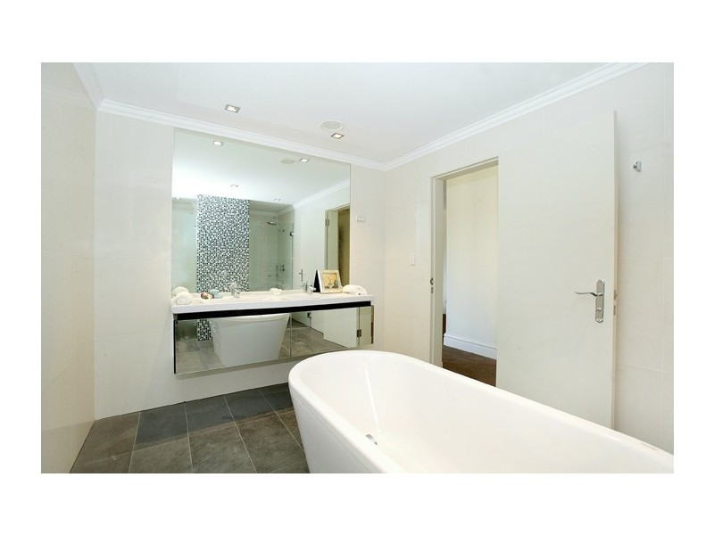 contemporary style bathroom