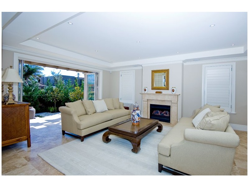 contemporary style living room