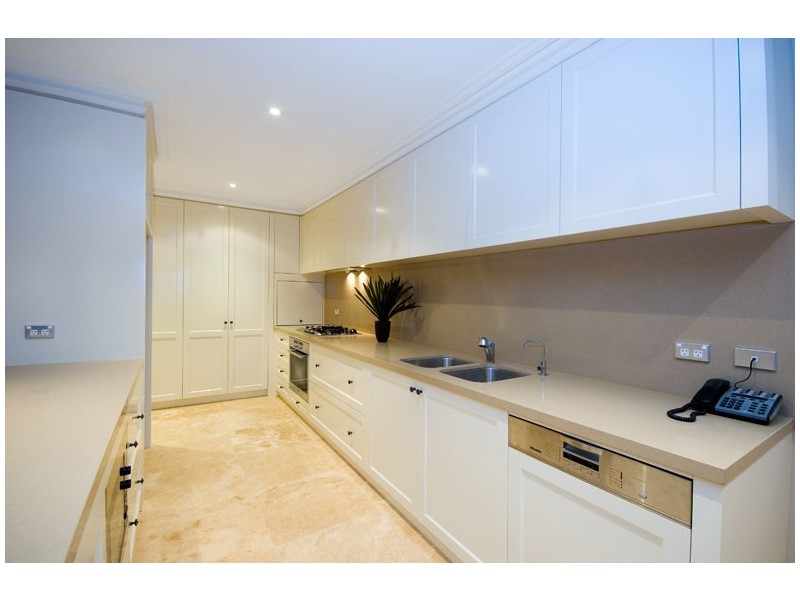 classic style kitchen