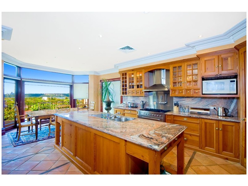 classic style kitchen