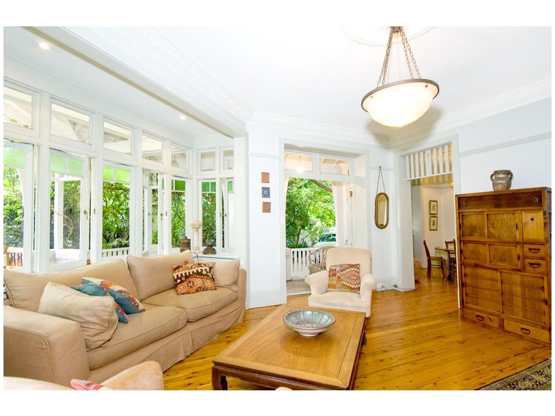 classic style living room