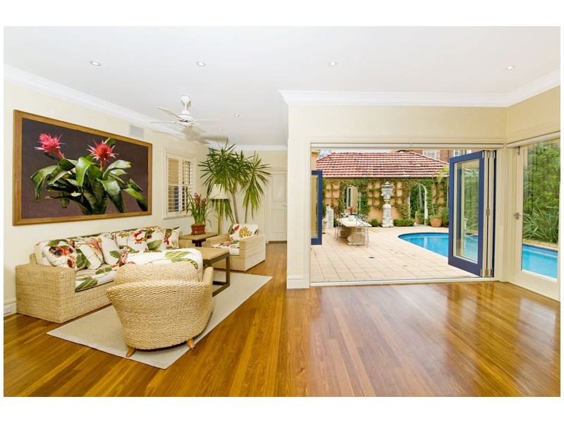 classic style living room