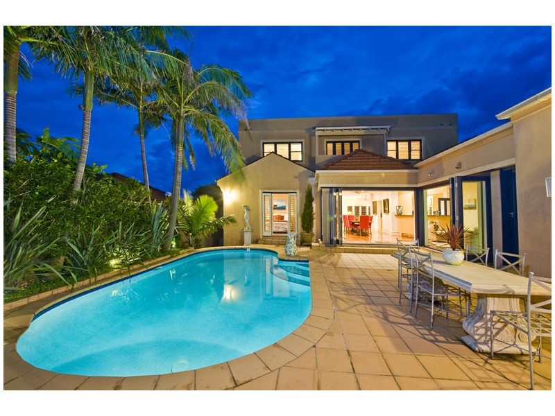 classic & elegant garden style landscape