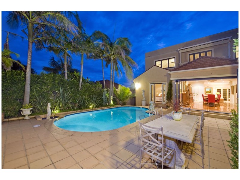 classic & elegant garden style landscape