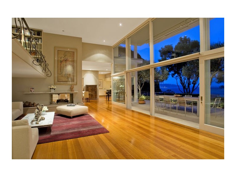 contemporary style living room