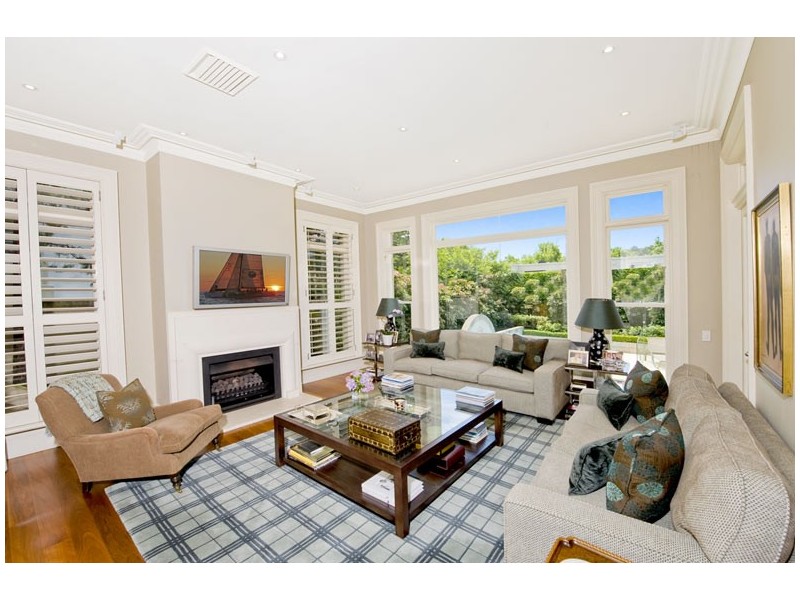 classic style living room